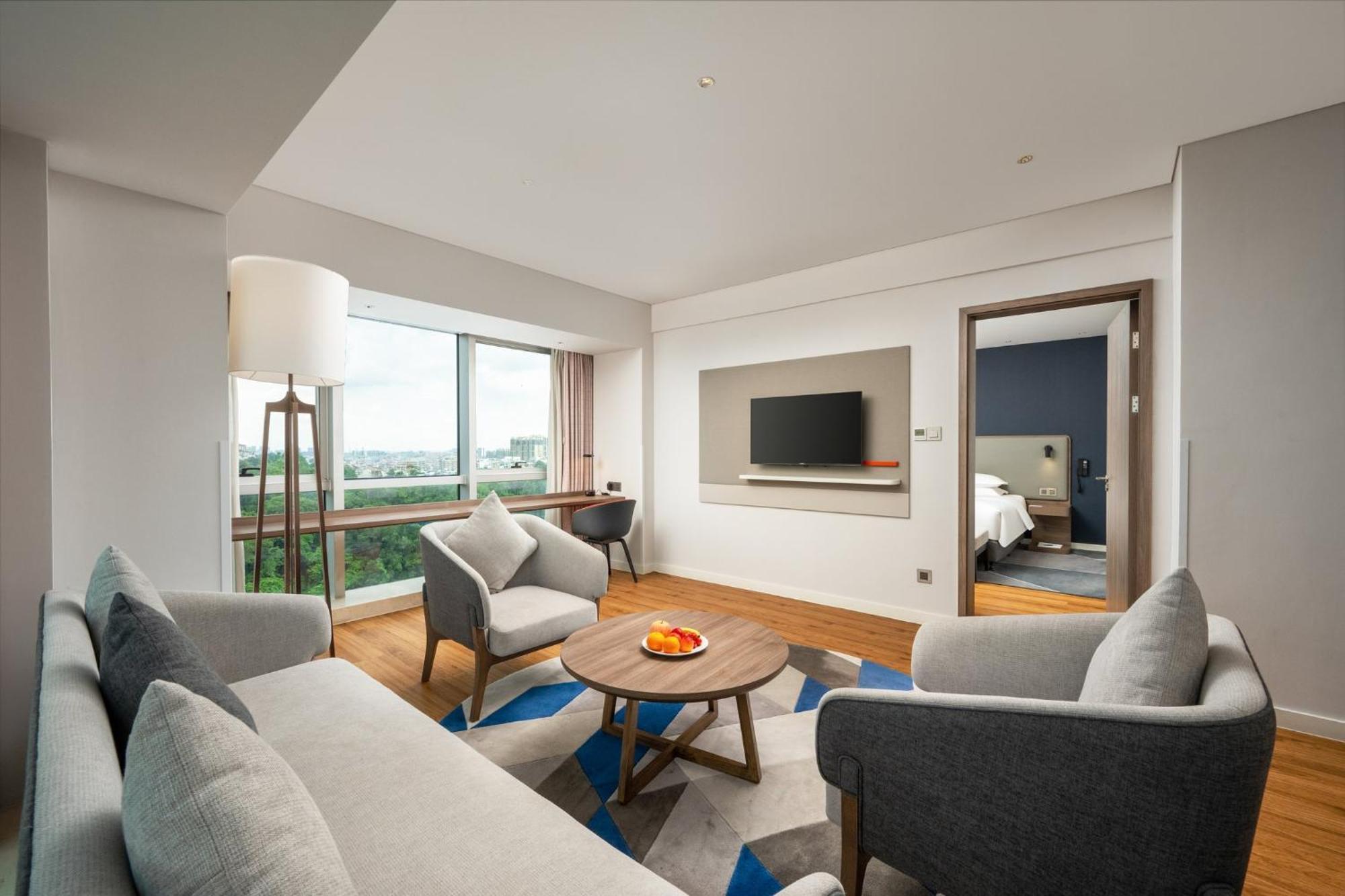 Holiday Inn Express Jiangmen Jianghai By Ihg Экстерьер фото