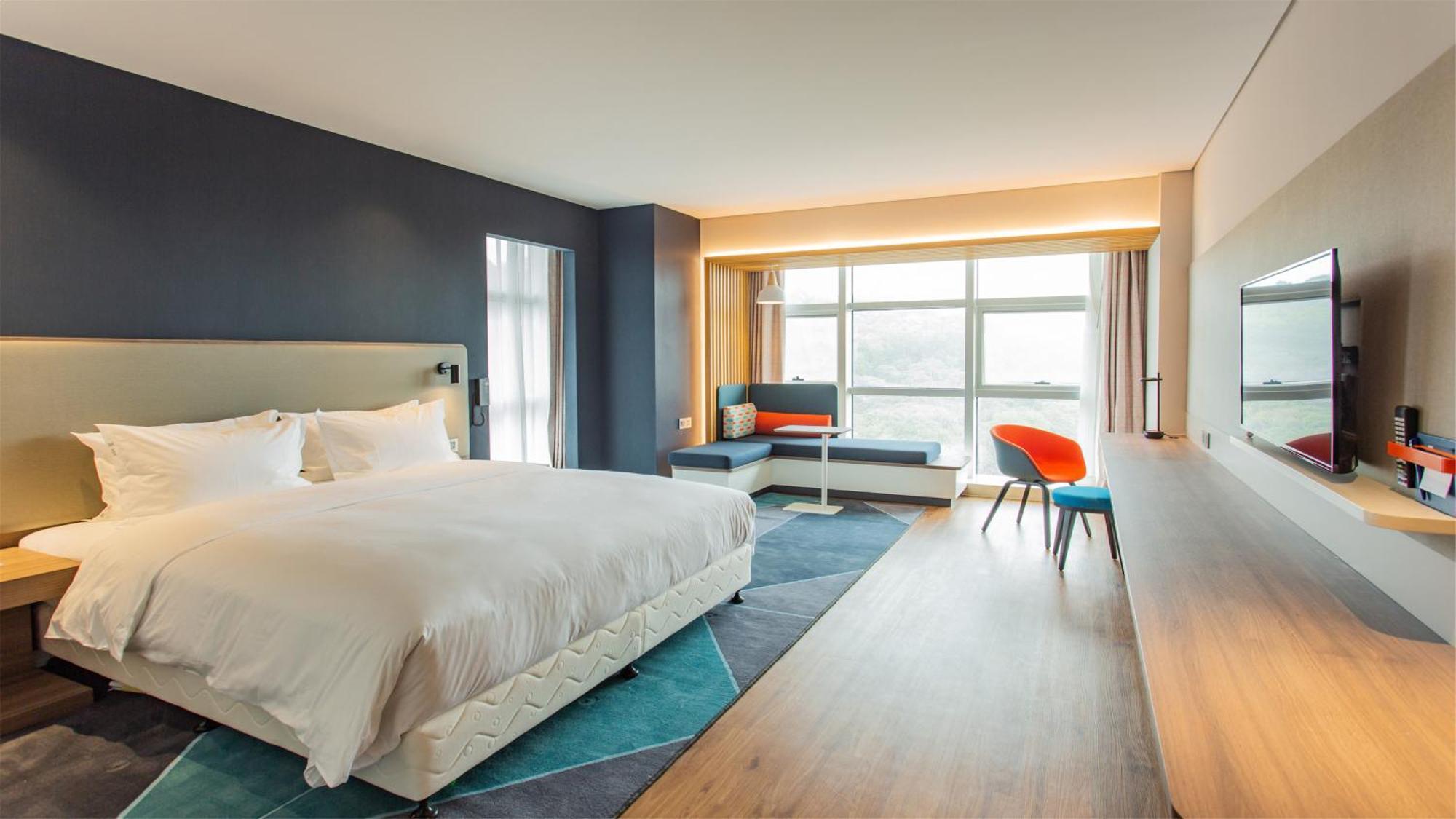 Holiday Inn Express Jiangmen Jianghai By Ihg Экстерьер фото