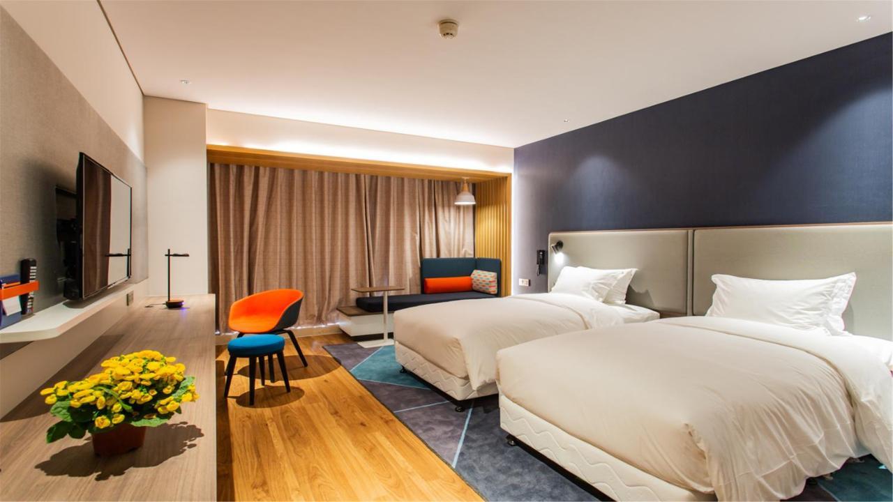Holiday Inn Express Jiangmen Jianghai By Ihg Экстерьер фото